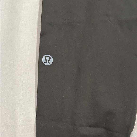 lululemon fast and free 5 pockets legging 7/8 length in forest green - Picture 7 of 7